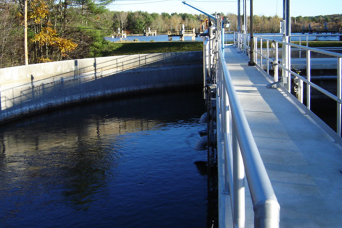 Completed flow equalization tank