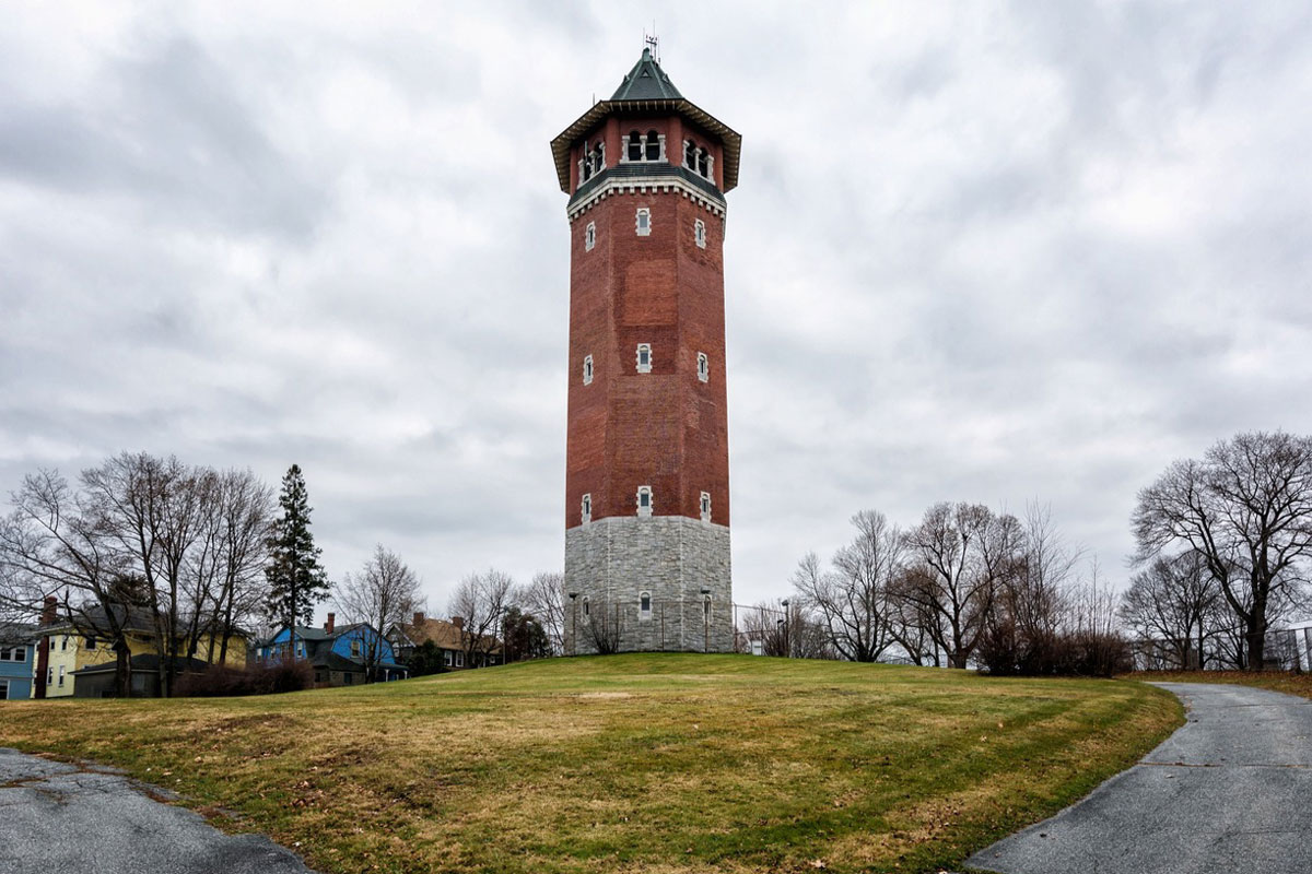 An earlier picture of the tower before repairs were needed