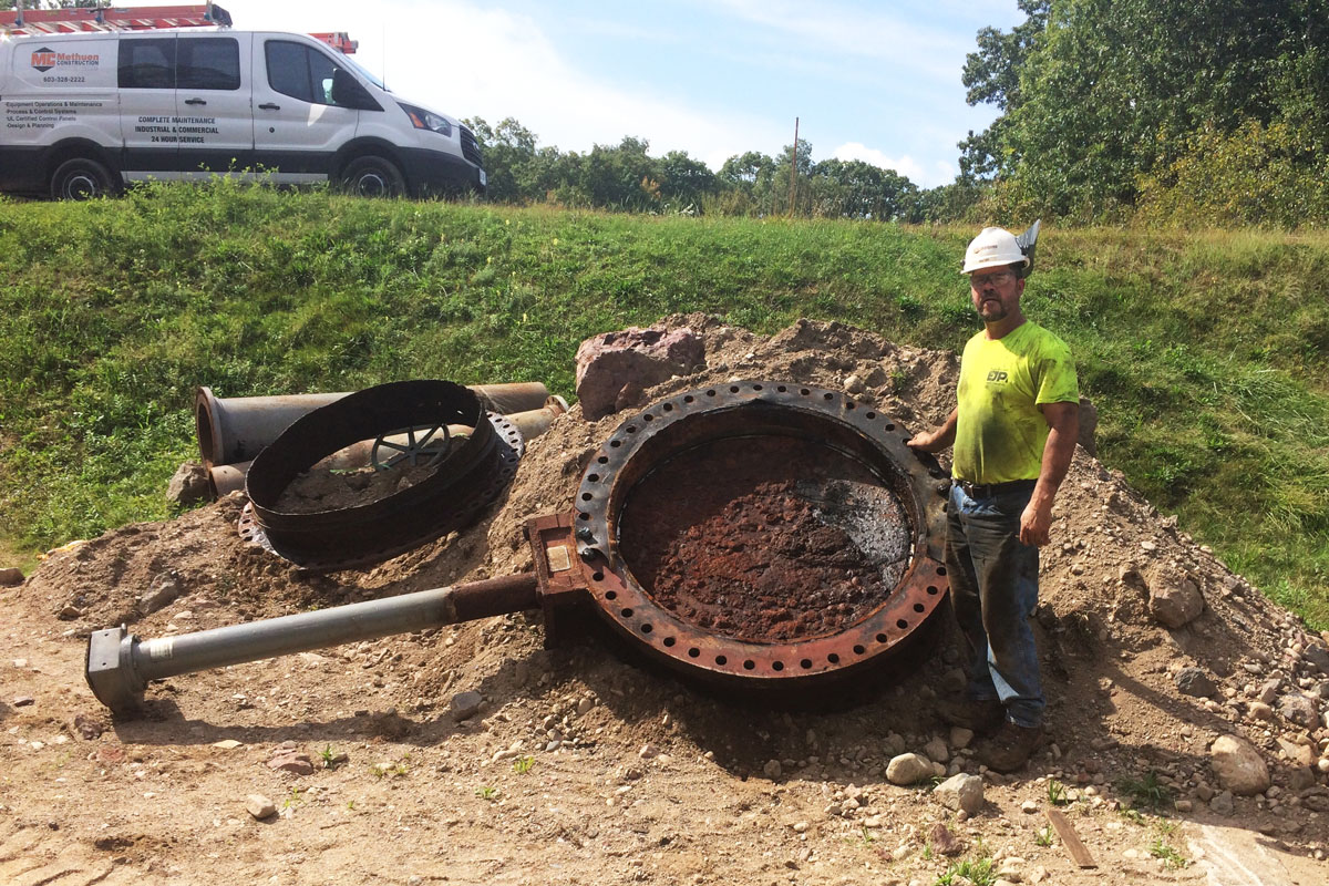 Removal of the 80-year-old butterfly valve was challenging