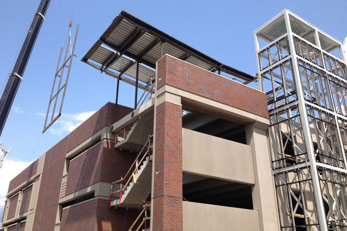 Installing a support member in the stairwell