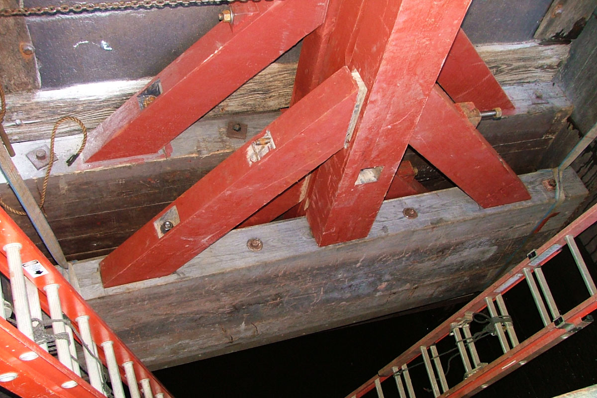 The finished gate and reconditioned hardware in the dam