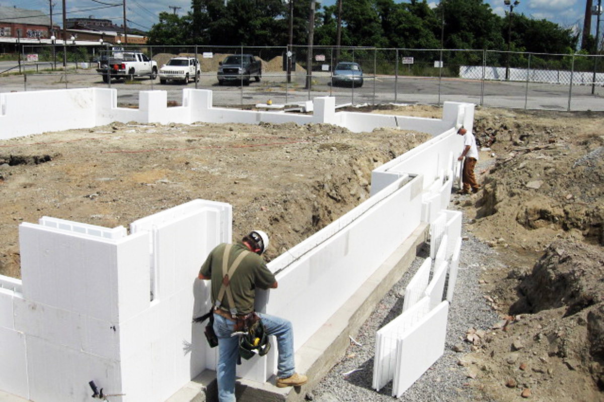 Installing the insulated concrete formwork walls